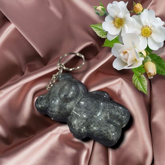 Gray Silver Gummy Bear Keychain(Z153) - Picture 4 of 6
